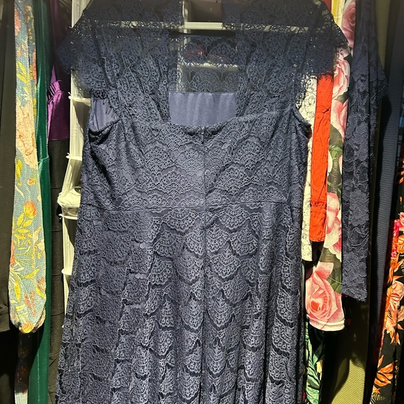 Dark Blue Kash and Jess Lace Dress Sz XL EUC - Picture 3 of 5